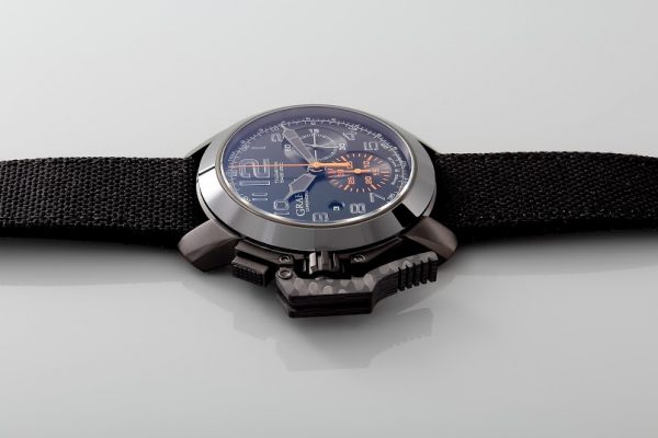 Graham Chronofighter BLK Techno Side