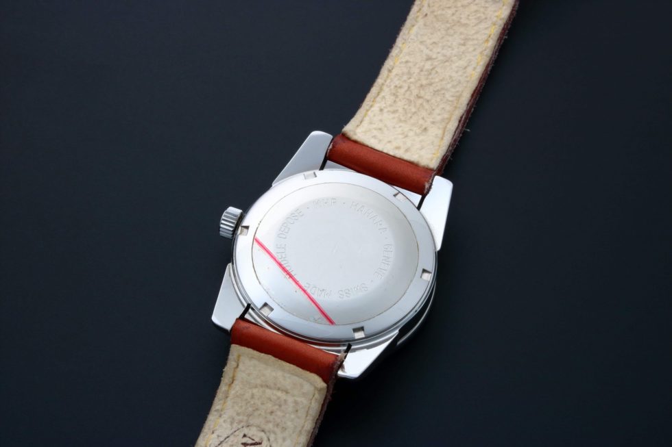 Vintage MHR Mahara Date Grey Dial Watch - Baer & Bosch Auctioneers
