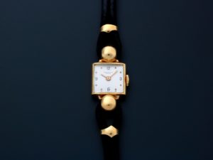 Vintage Ladies Patek Philippe Geneve 18k Yellow Gold Watch - Baer & Bosch Auctioneers
