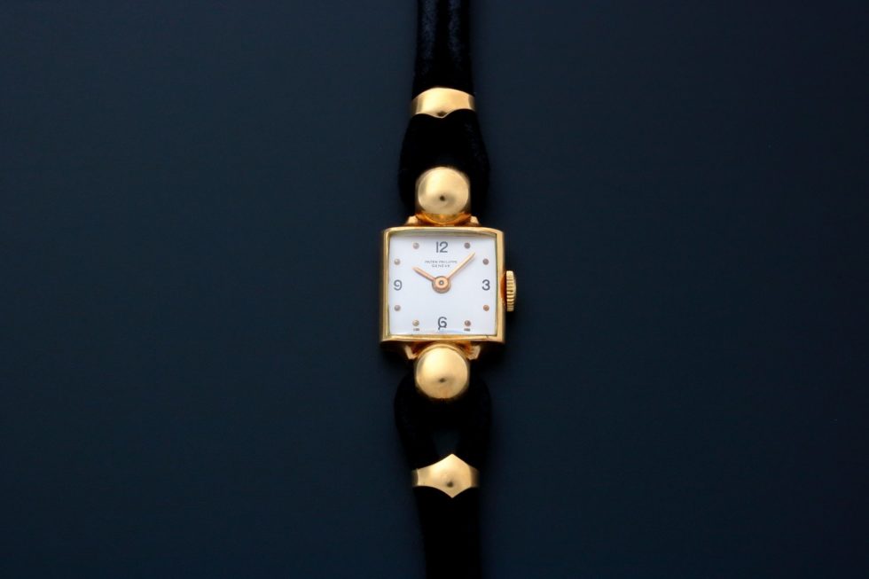 Vintage Ladies Patek Philippe Geneve 18k Yellow Gold Watch - Baer & Bosch Auctioneers